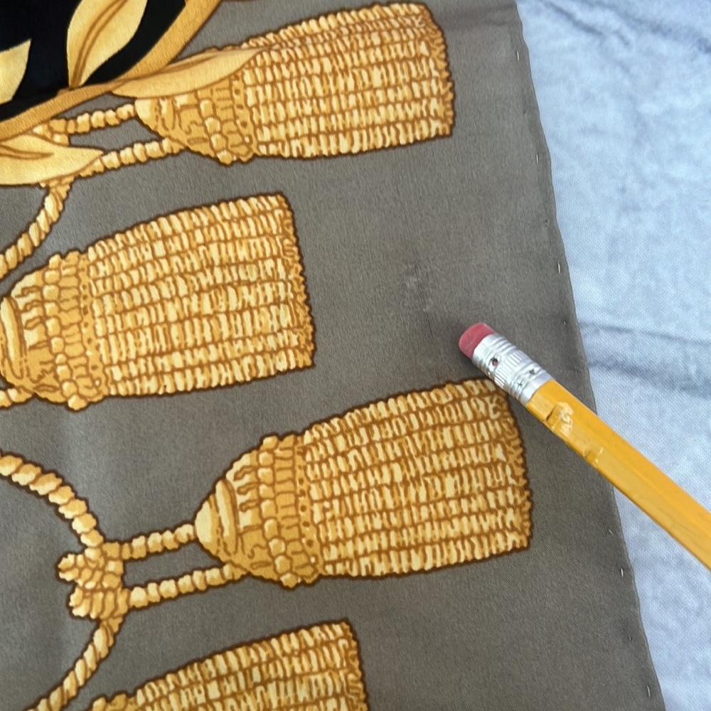 VTG 80’s Express handsome gold taupe scarf lions tassel preppy 80’s square - Picture 5 of 7